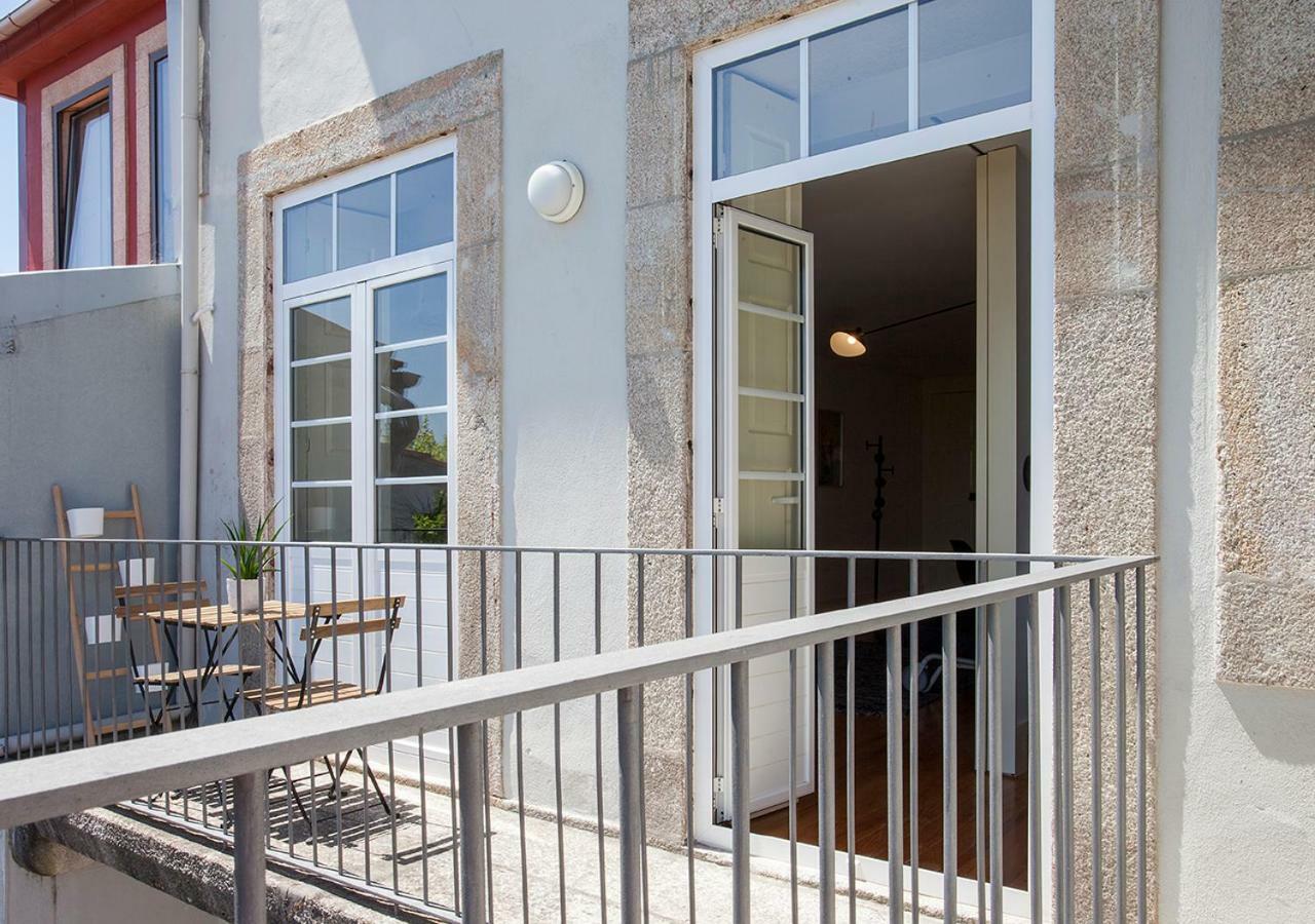 Liiiving In Porto | Central Secret Balcony Exterior photo